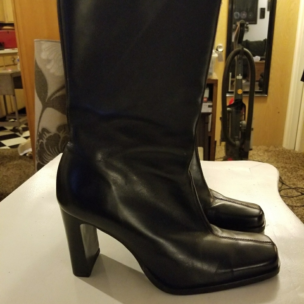 Nine West Leather mid-calf boots